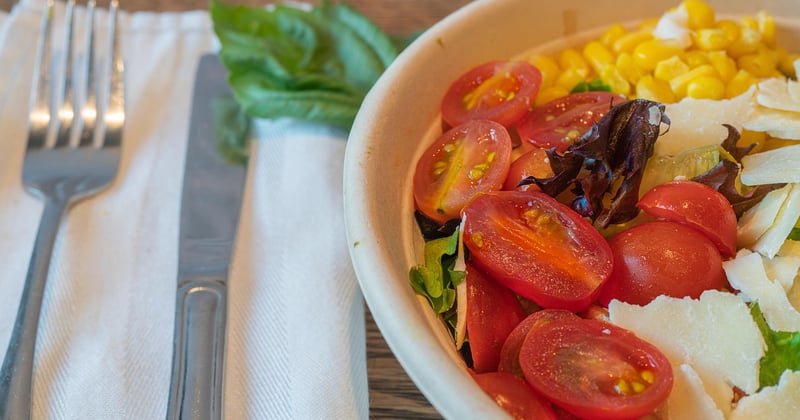 Recettes de salades repas végétariennes pour l'été sans cuisson