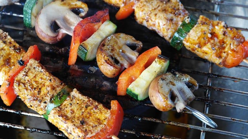 Cuisson au barbecue : maîtrisez vos marinades et grillades en 2026